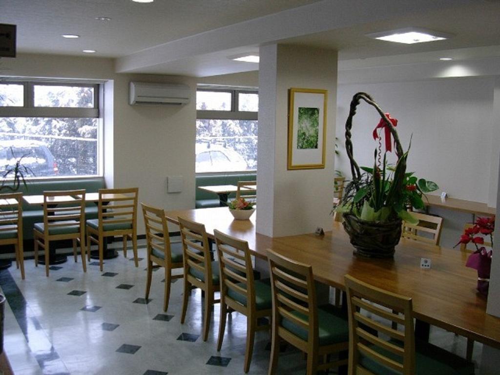 Best Inn Uozu Εξωτερικό φωτογραφία